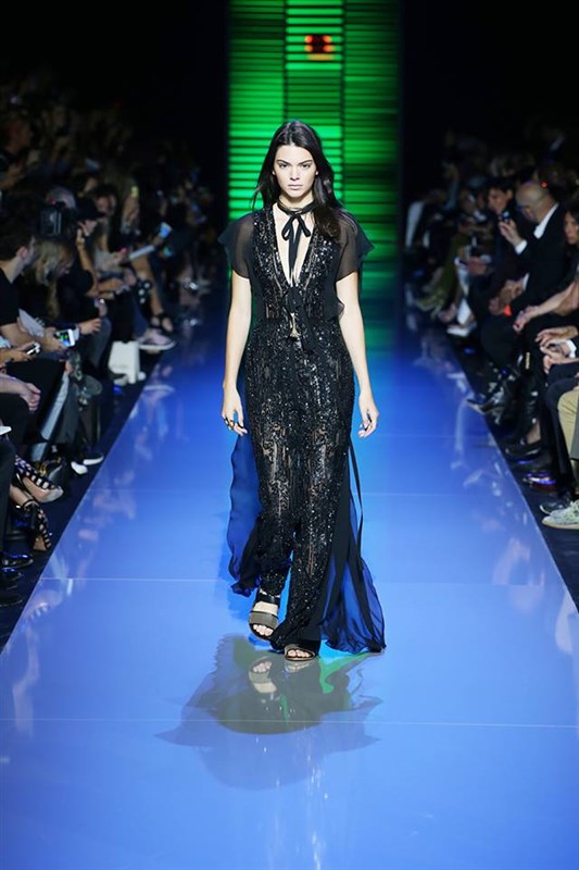 Elie Saab Ready-to-Wear Spring Summer 2016 Fashion Show